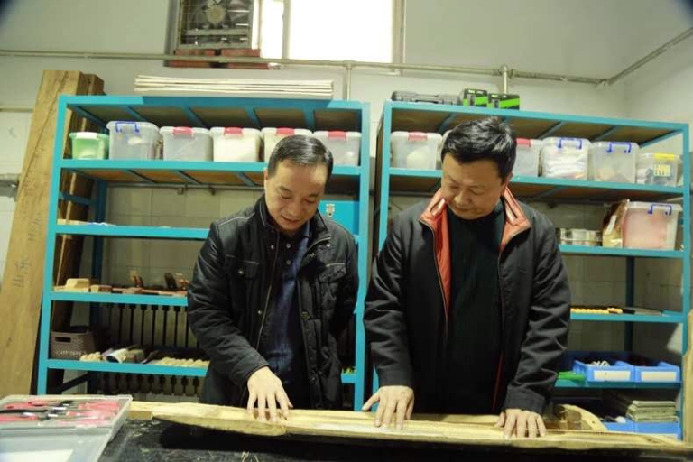 亚洲精品久久久久中文第一幕