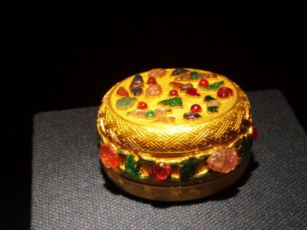 亚洲精品久久久久中文第一幕