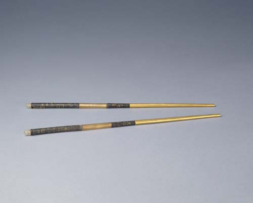 亚洲精品久久久久中文第一幕