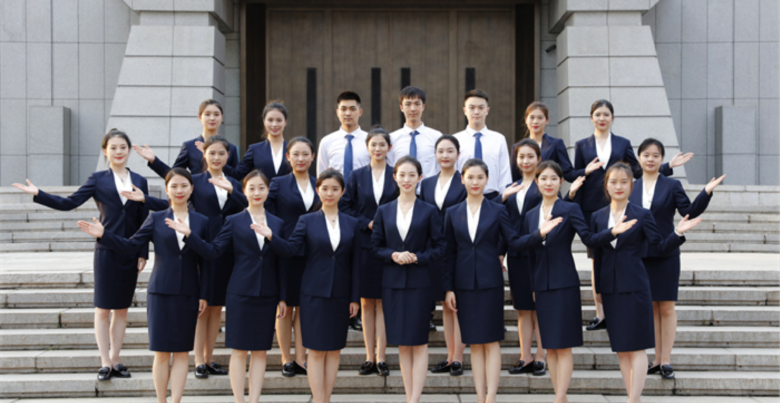 亚洲精品久久久久中文第一幕