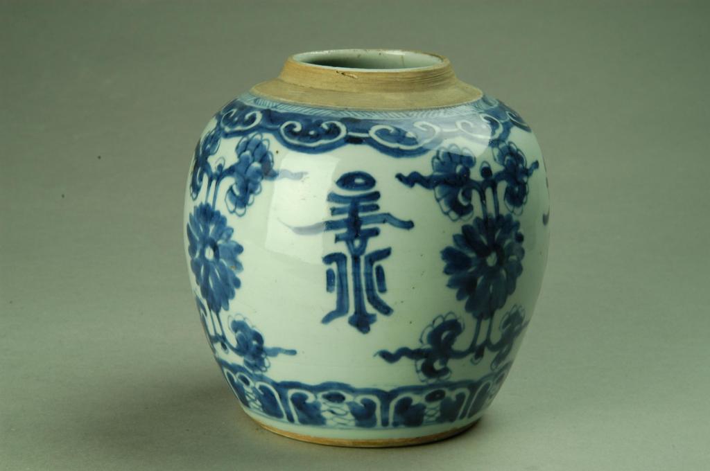 亚洲精品久久久久中文第一幕